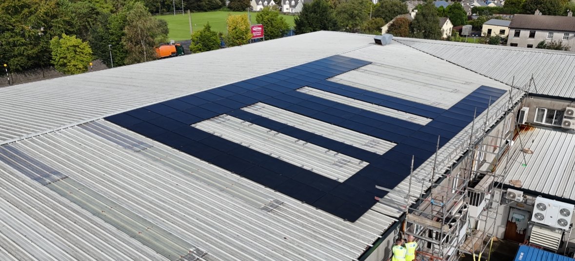 Large commercial roof solar install
