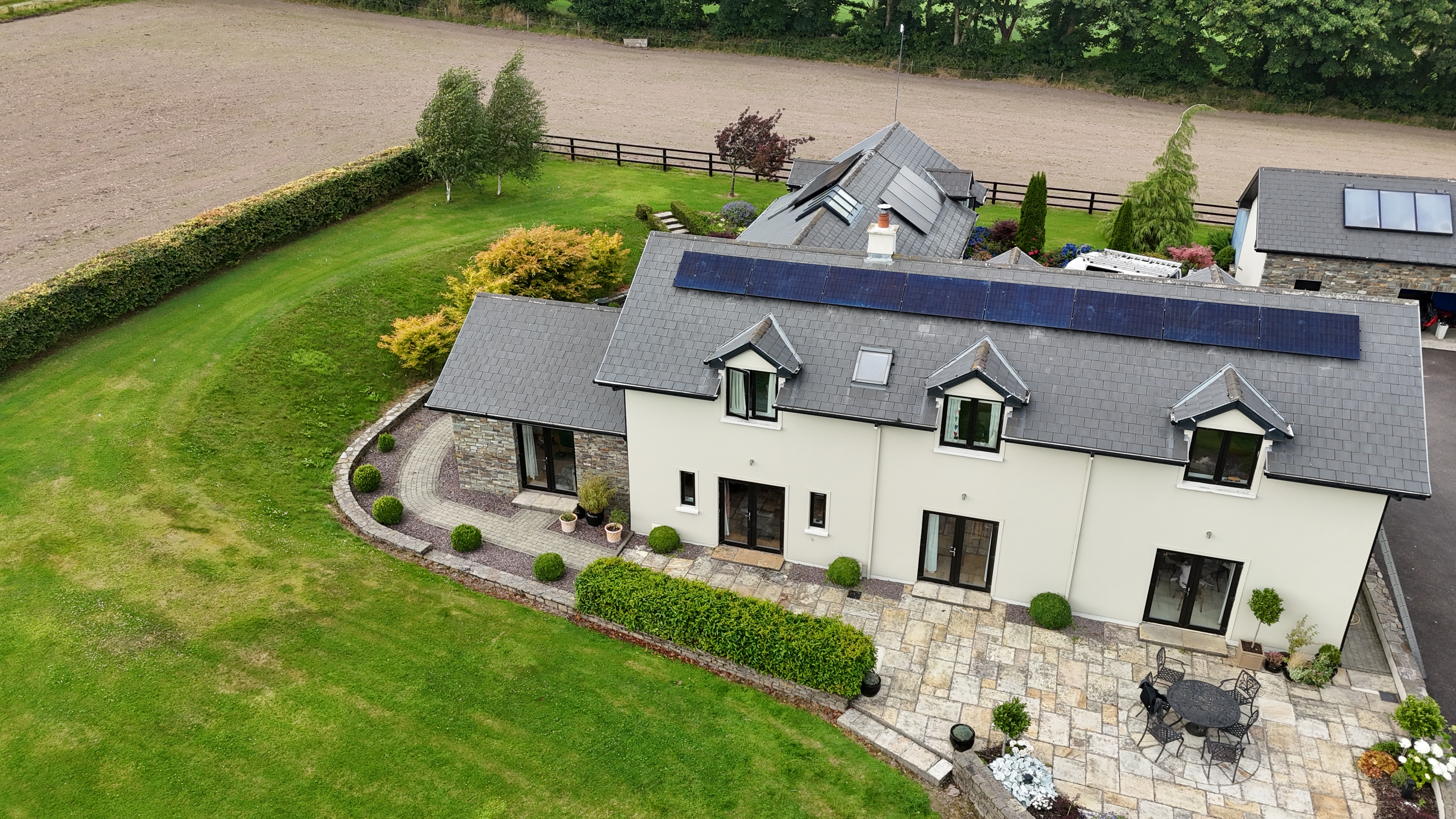 Farmhouse solar install Roscommon